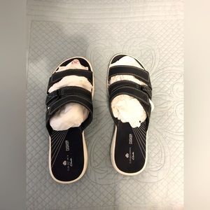 Woman’s Clark’s Sandals